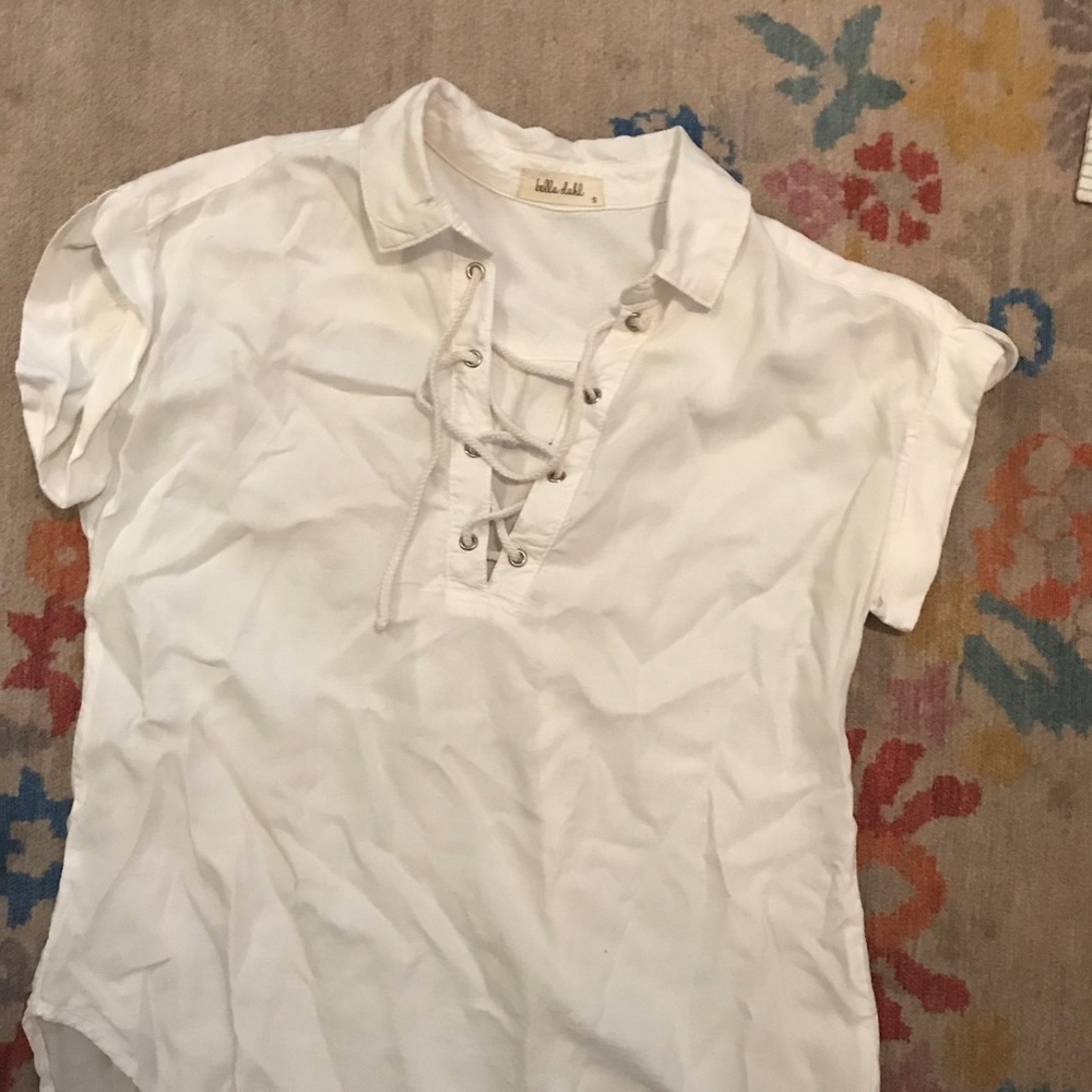 Bella Dahl White short sleeve blouse